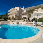 Marnic Blue Chill-comfort One Bedroom With Balcony And Sea View A4 *