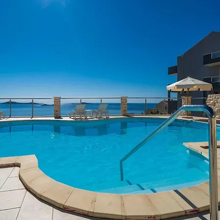 Marnic Blue Chill-comfort One Bedroom With Balcony And Sea View A4 Appartement *