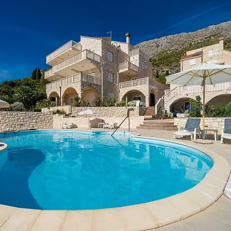 Marnic Blue Chill-comfort One Bedroom With Balcony And Sea View A4 *
