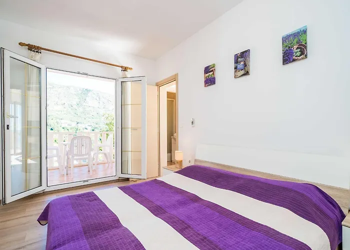 Marnic Blue Chill-comfort One Bedroom With Balcony And Sea View A4 Apartment *