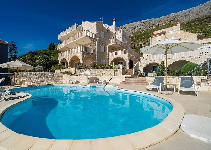 Marnic Blue Chill-comfort One Bedroom With Balcony And Sea View A4 *