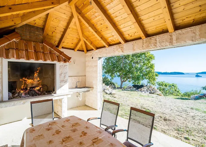 Marnic Blue Chill-comfort One Bedroom With Balcony And Sea View A4 Apartment Mlini